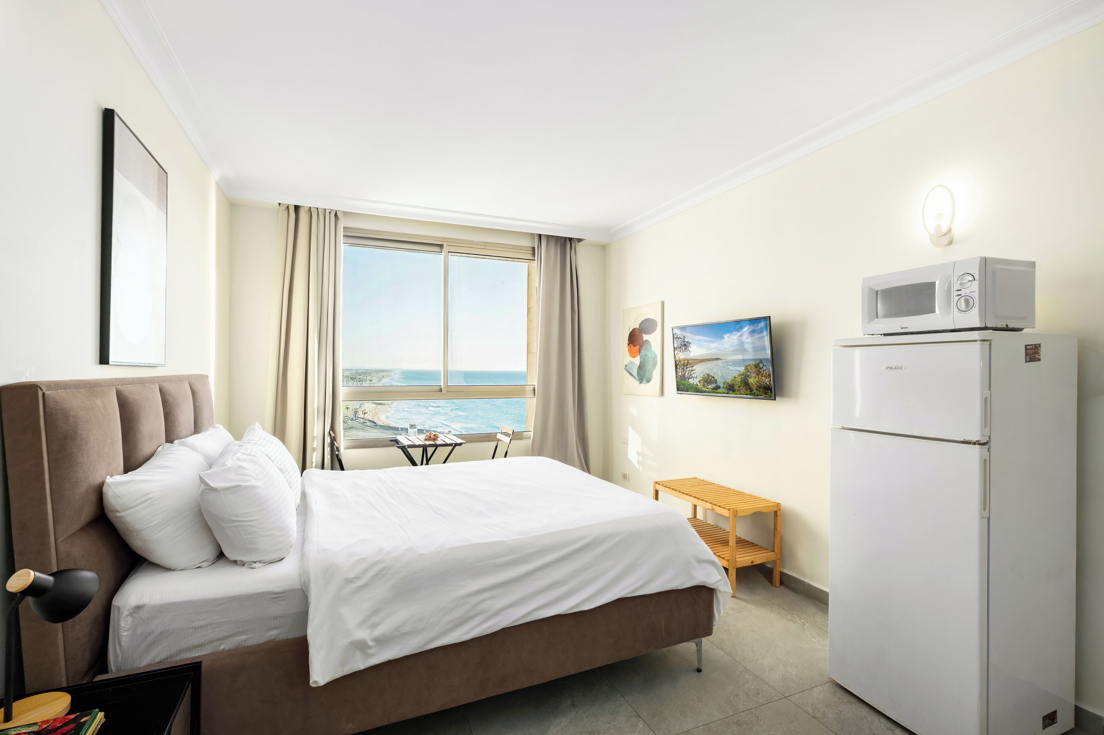 Studio | Bügeleisen/Bügelbrett, kostenloses WLAN, Bettwäsche