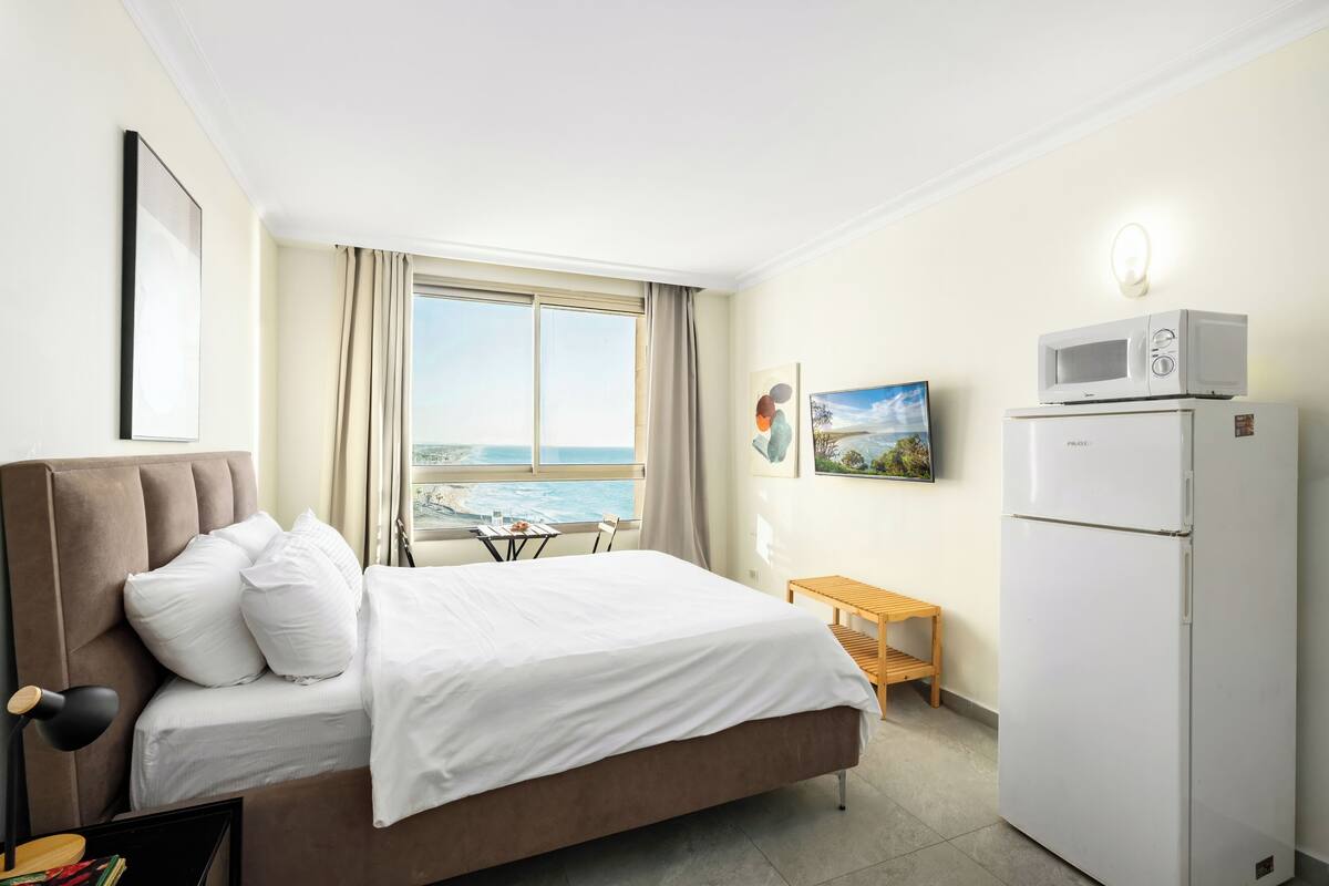 Estudio | Tabla de planchar con plancha y wifi gratis