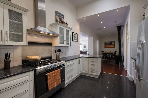Private kitchen - Hope House is a large spacious villa in the Heart of Clare. (Clare)