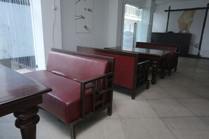 غرفة لتناول الطعام