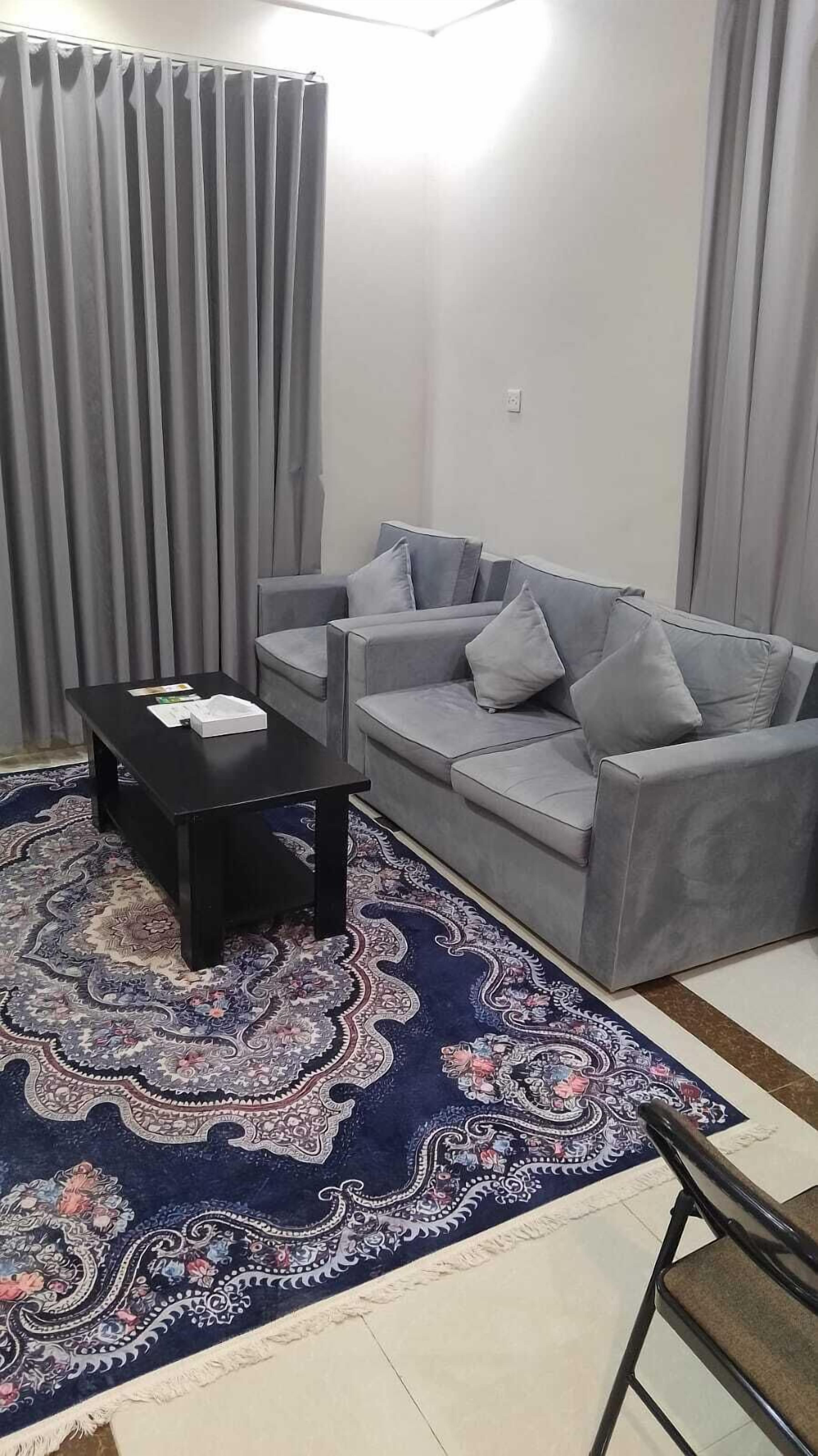 Economy Suite, Valley View | In-room dining