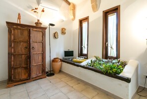 Interior - Holiday Home 'Villa Riggia - La Masseria' with Wi-Fi and Air Conditioning (Nardò)