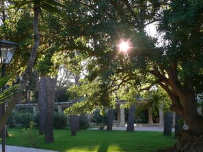 Property grounds - Holiday Home 'Villa Riggia - La Masseria' with Wi-Fi and Air Conditioning (Nardò)