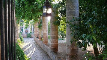 Enceinte de lâhĂ©bergement