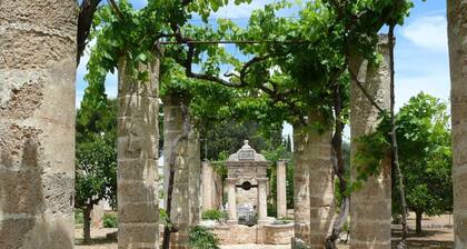 Villa « Riggia - Dépendance Stalla » avec piscine partagée, terrasse privée et climatisation