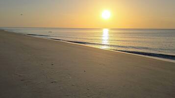 Villa, 2 Bedrooms, Accessible, Patio | Beach