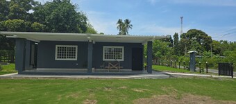 Your Dream Escape to Nature & Fun at Villa Palmeras in Playa Juan Hombron