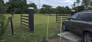 Villa, 2 chambres, accessible aux personnes à mobilité réduite, patio | Entrée de l’hébergement