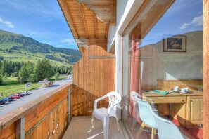 Monolocale familiare, vista montagna (Hotel Relais Grand Family Loft &) | Ristorazione all'aperto