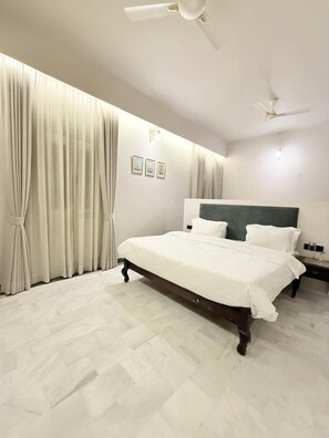 Kamar Double Klasik, pemandangan bukit