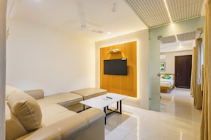 Premium Double Room - Treebo SS Residency Gandhi Nagar (Vijayawada)