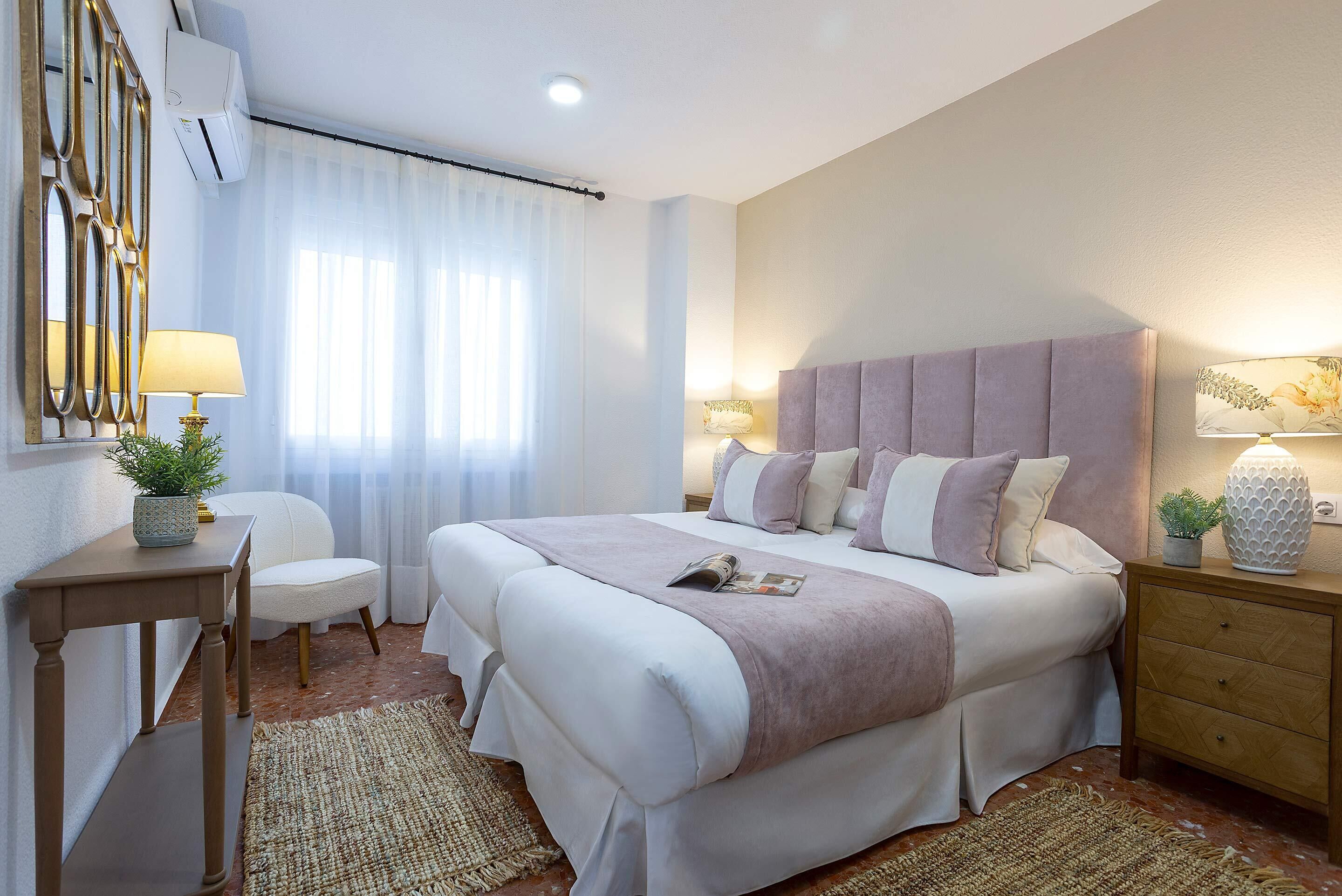 Apartment (3 Bedrooms) | 3 Schlafzimmer, Bügeleisen/Bügelbrett, kostenloses WLAN, Bettwäsche