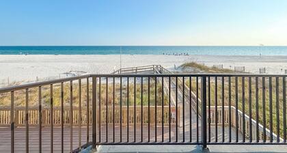Broadmoor 103 | Orange Beach, AL | Gorgeous, spacious two bedroom beach front condo!