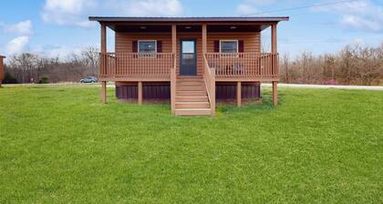 Lakefront, Pet-Friendly 1BR w/ Fire Pit & Porch