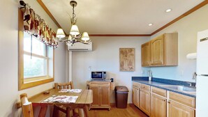 Coffee/tea maker, fridge, microwave, stovetop