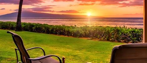 Condo (3 Bedrooms) | Front of property