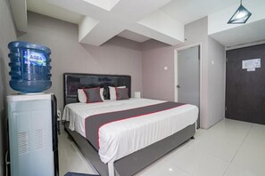 Room - Capital O 93743 Apartement Gateway  (Bandung)