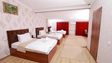 Iron/ironing board, free WiFi