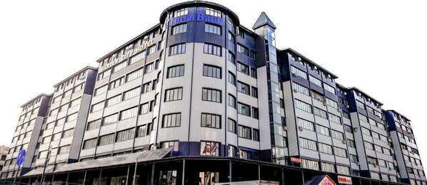 Exterior - Garden City (Navoiy)