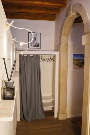 Studio, 1 King Bed, Non Smoking | Living area | Flat-screen TV - Casa Pannella (Vittorio Veneto)