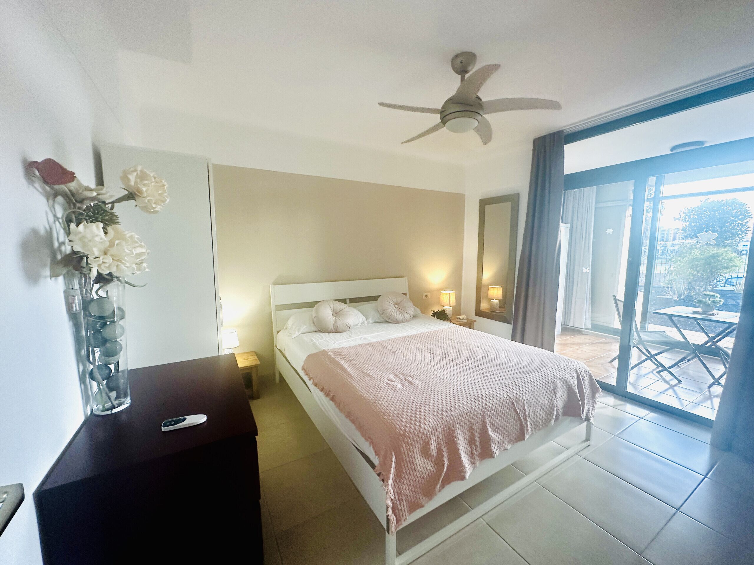 1 soverom, strykejern/-brett, wi-fi (inkludert) og sengetøy