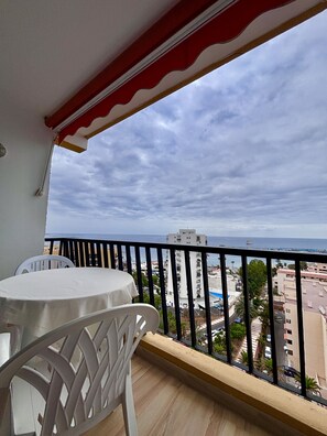 Outdoor dining - ACHACAY AMAZING VIEWS TO LOS CRISTIANOS BAY ACHACAY AMAZING VIEWS TO LOS CRISTIANOS BAY (Los Cristianos)