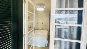 2 間睡房、熨斗/熨衫板、免費 Wi-Fi、床單