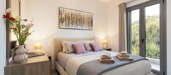 Sunstone Stoupa - Stone Apartment