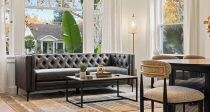 Chic 3BR in Midtown’s Historic Victorian Pocket