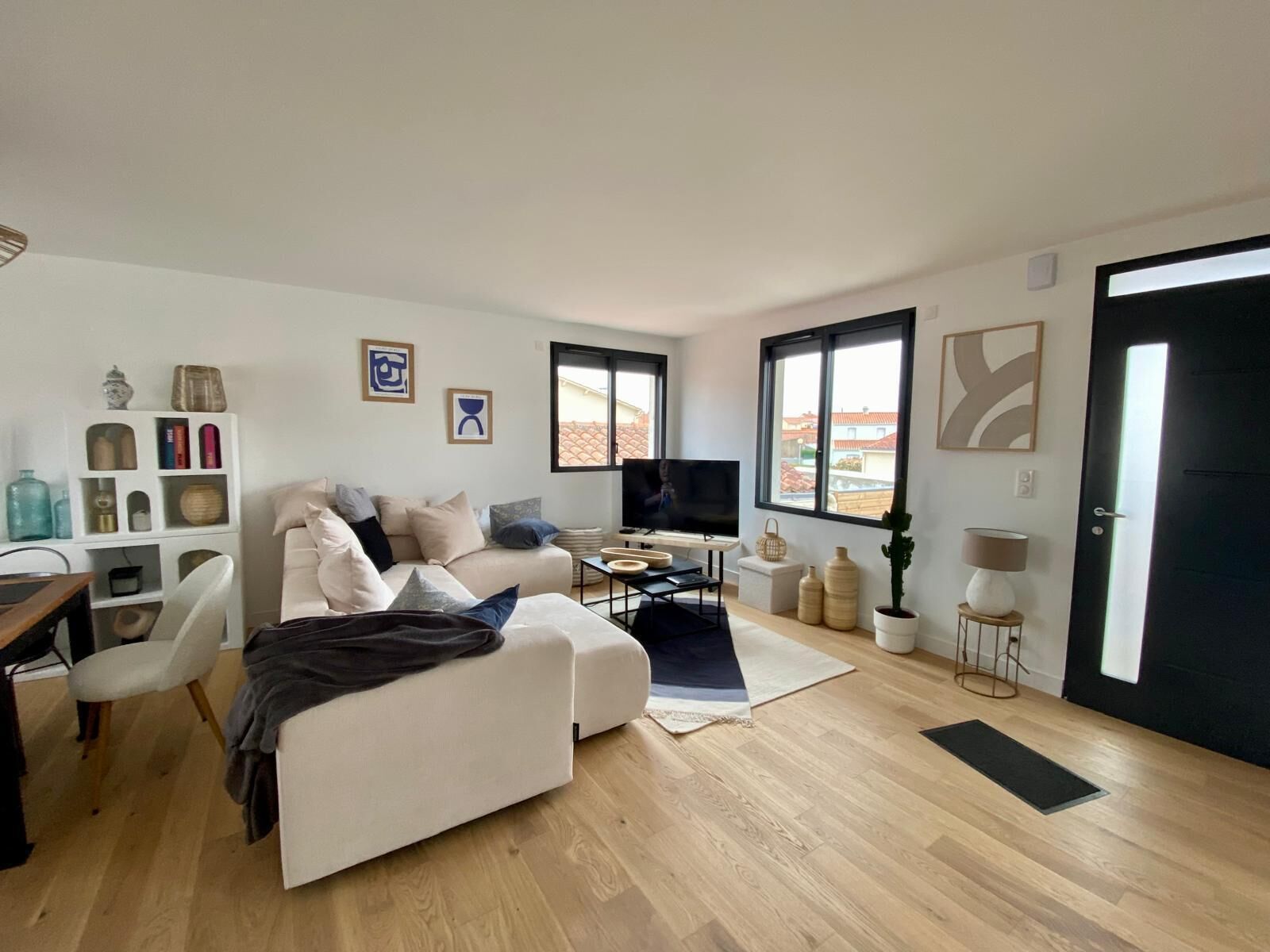 Smart-tv och en stereo