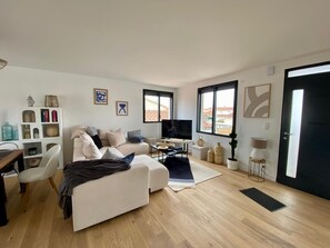 TV connectée, chaîne hi-fi