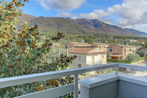 Apartment, Balcony, Mountain View | Balcony - MatesHouse-La Cappelluccia byHomeAndMore (San Potito Sannitico)