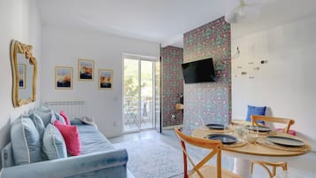 Appartement, balcon, vue montagne | Rideaux occultants, fer et planche à repasser, Wi-Fi gratuit