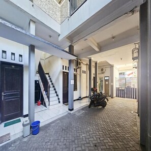 Exterior detail - OYO 3229 Ijen Homestay (Mojokerto)