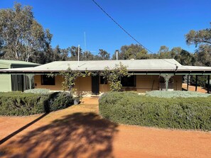 ハウス 3 ベッドルーム 喫煙可 バルコニー | 外観