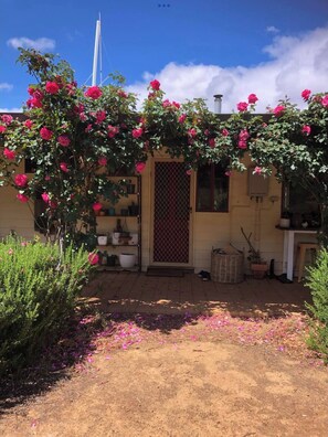 House, 3 Bedrooms, Smoking, Balcony | Exterior