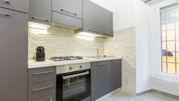 Appartamento Luxury | Cucina privata | Macchina per caffè espresso, macchina per tè/caffè, bollitore elettrico