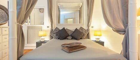 Apartamento de lujo | Sábanas de algodón egipcio y ropa de cama de alta calidad