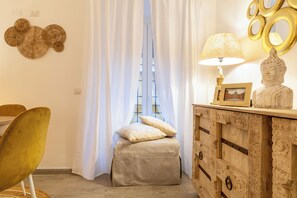 Interior - Vatican White Dream (Rome)