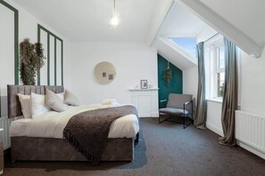 3 Schlafzimmer, Bügeleisen/Bügelbrett, WLAN, Bettwäsche