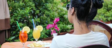 Bar (en la propiedad)