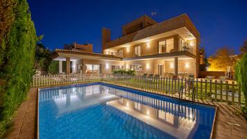 Alberca al aire libre