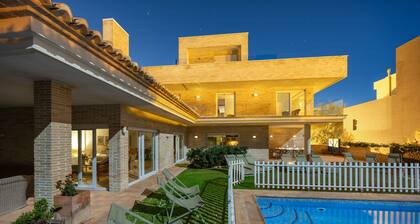 Cape Town by Fidalsa