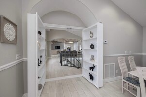 House | 4 bedrooms, Internet