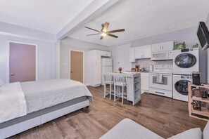 Apartment | 1 bedroom - Cozy Suite Full Amenitie s pet Friendly (Tampa)