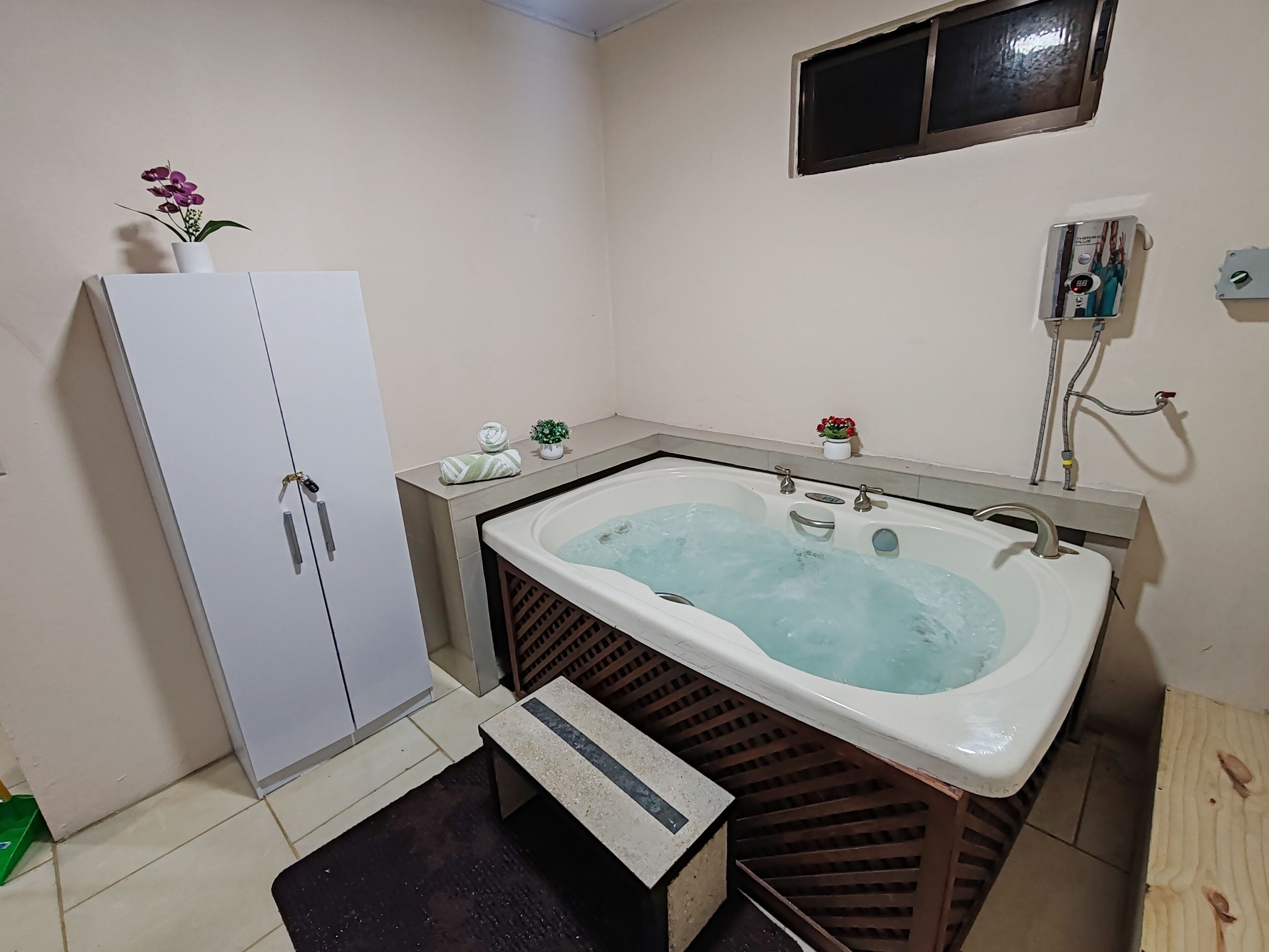 Towels, toilet paper