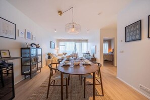 Luxury Apartment, Balcony, Ocean View | Iron/ironing board, free WiFi - Ice Apartments (Reykjavík)