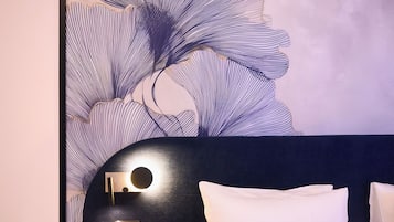 Caja fuerte, escritorio, espacio para trabajar con un portátil