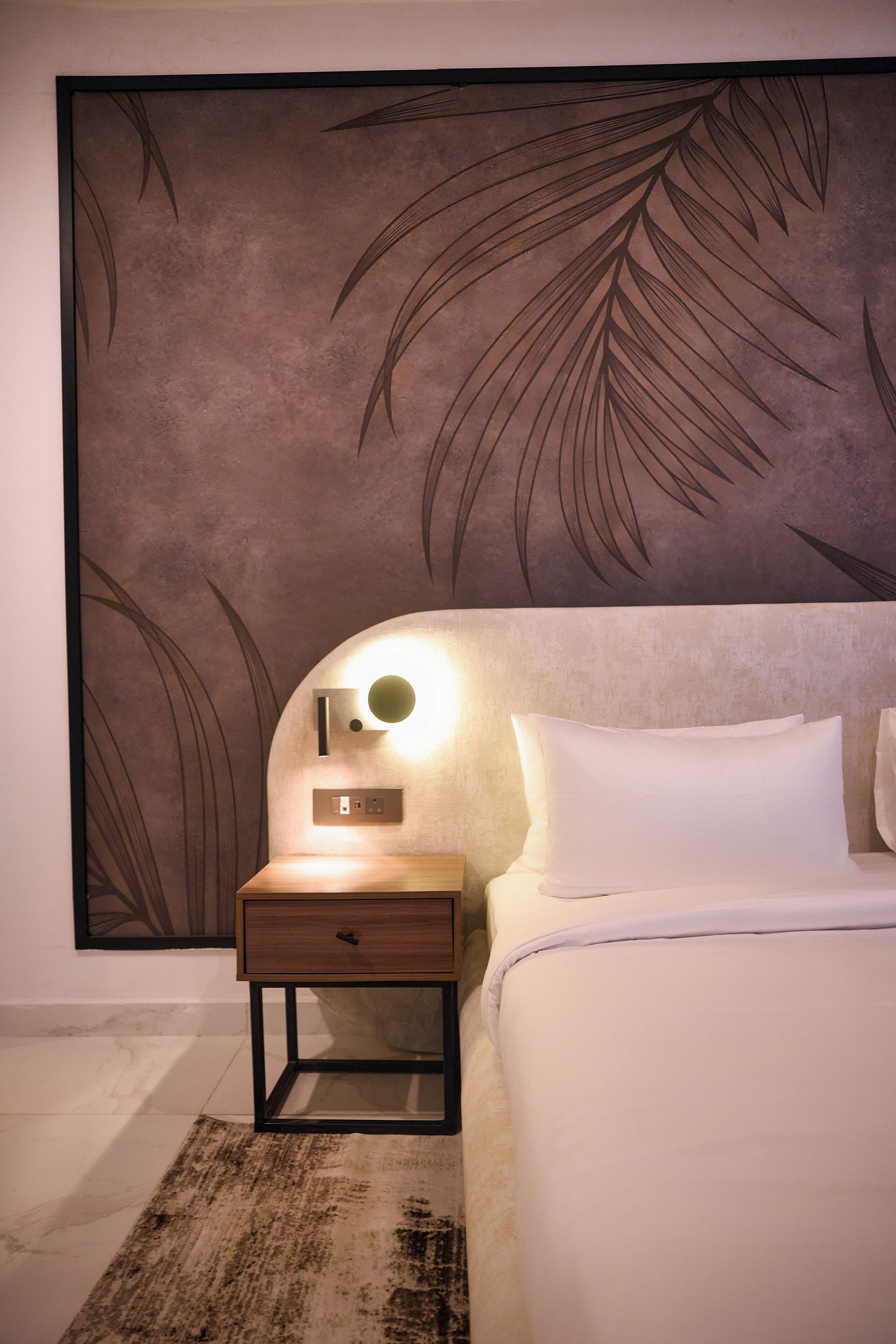 Caja de seguridad en la habitación y escritorio 