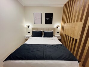 Desk, iron/ironing board, travel cot, free WiFi